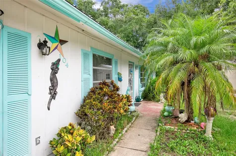 104 Ludwig Avenue Crescent City FL 32112