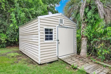 104 Ludwig Avenue Crescent City FL 32112