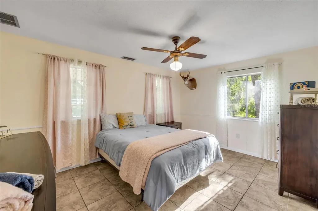 1080 E French Avenue Orange City FL 32763