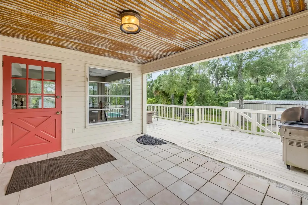 1080 E French Avenue Orange City FL 32763