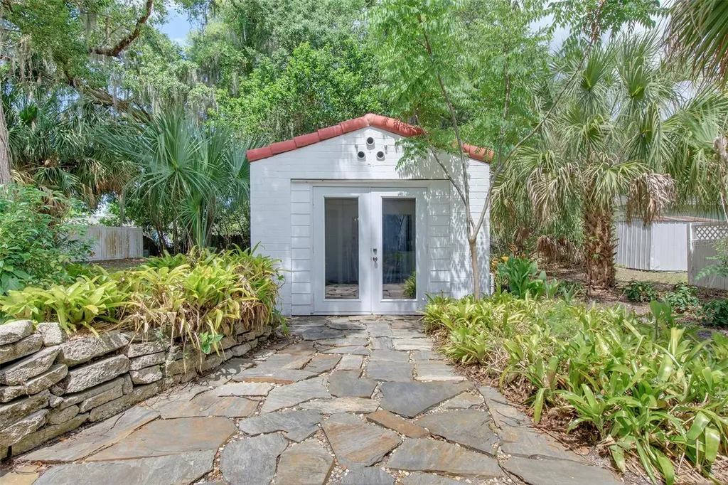 1116 S Mills Avenue Orlando FL 32806