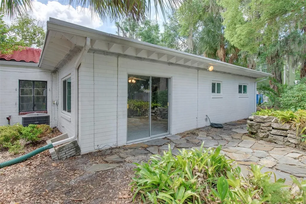 1116 S Mills Avenue Orlando FL 32806