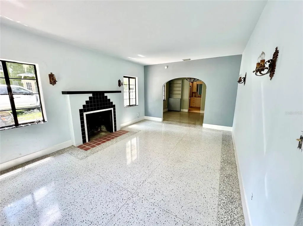 1116 S Mills Avenue Orlando FL 32806