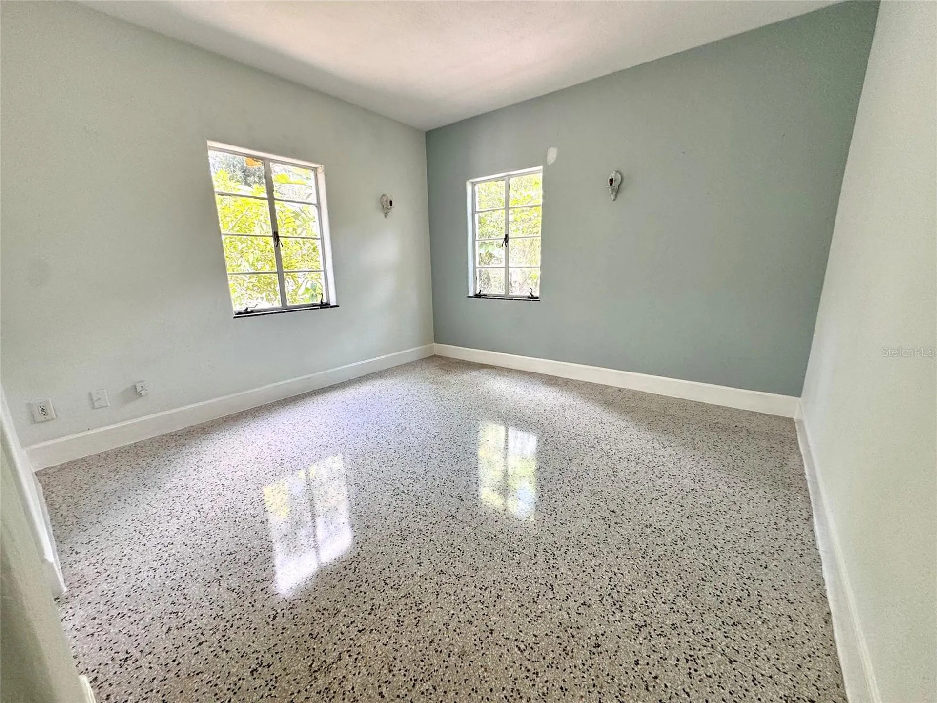 1116 S Mills Avenue Orlando FL 32806