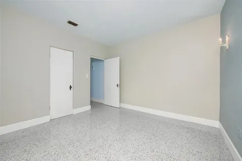 1116 S Mills Avenue Orlando FL 32806