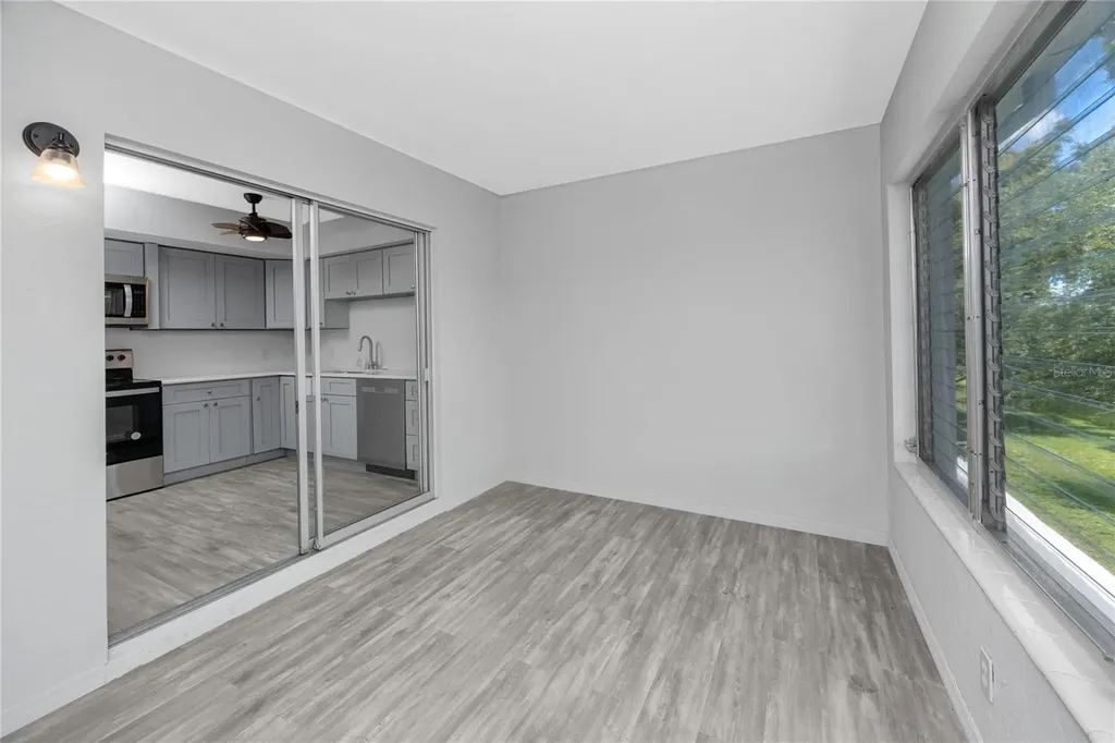 4152 55th Way N Kenneth City FL 33709