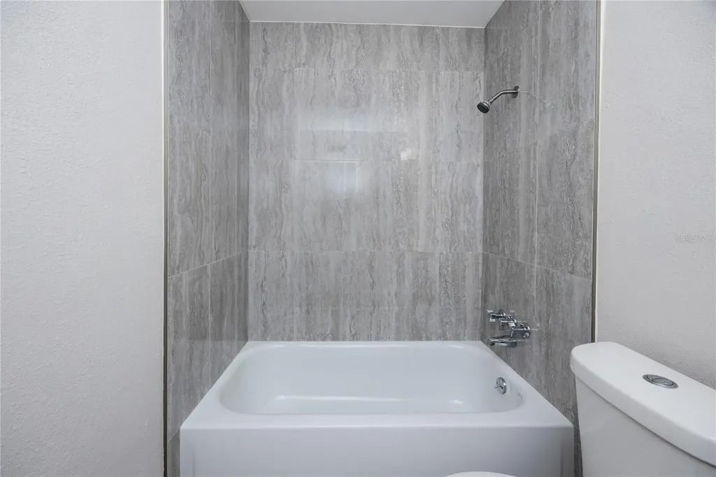 4152 55th Way N Kenneth City FL 33709