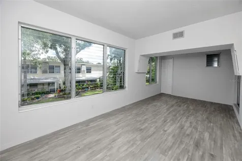 4152 55th Way N Kenneth City FL 33709