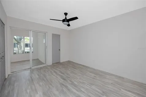 4152 55th Way N Kenneth City FL 33709