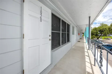 4152 55th Way N Kenneth City FL 33709