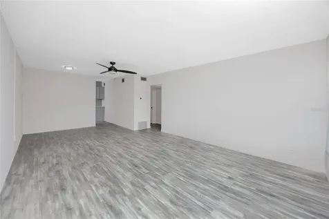4152 55th Way N Kenneth City FL 33709