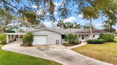 803 N Shore Drive Leesburg FL 34748