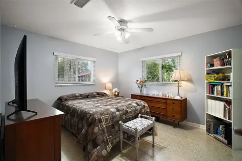 803 N Shore Drive Leesburg FL 34748