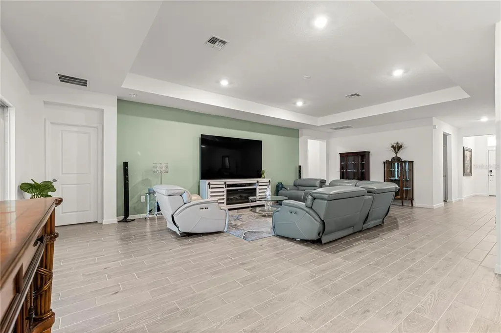 19569 SW 77th Place Dunnellon FL 34432