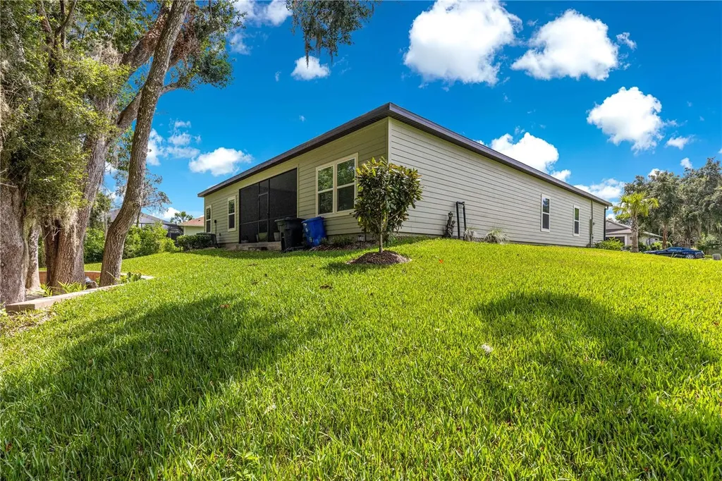 19569 SW 77th Place Dunnellon FL 34432