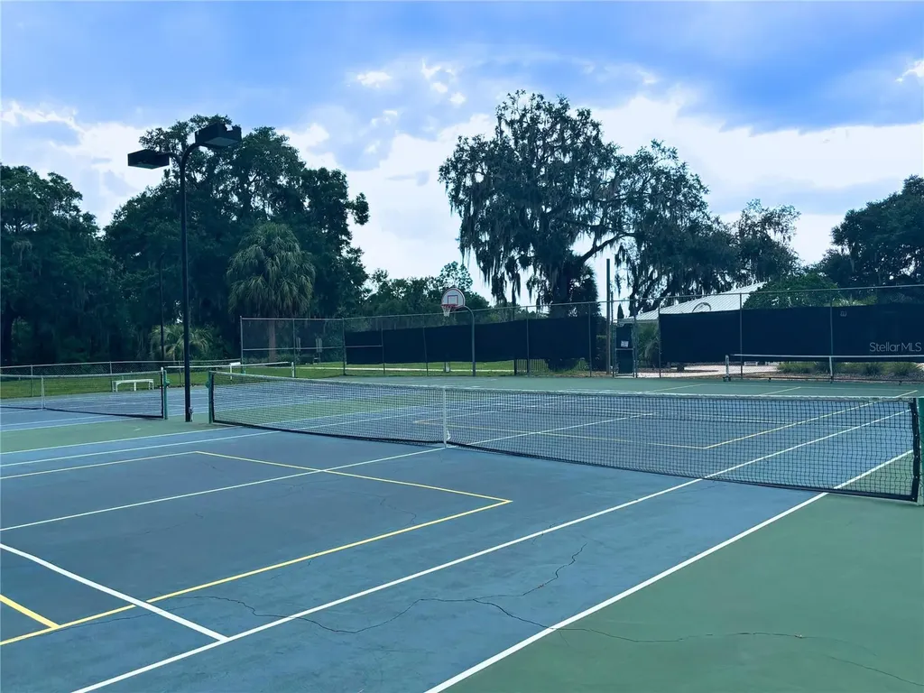 19569 SW 77th Place Dunnellon FL 34432