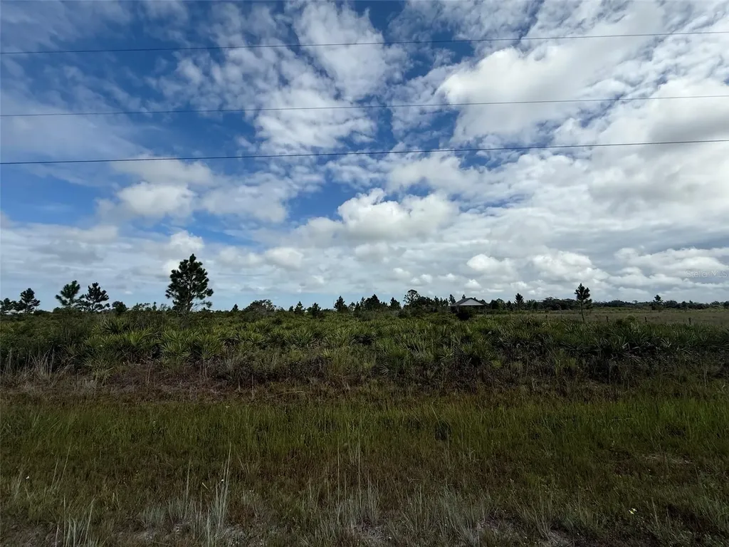 18619 NW 248th Street Okeechobee FL 34972