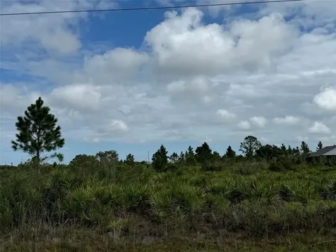 18619 NW 248th Street Okeechobee FL 34972