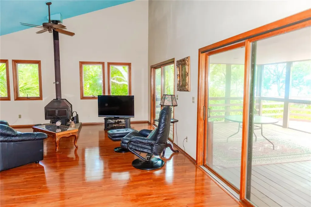 4603 Osprey Drive S St Petersburg FL 33711