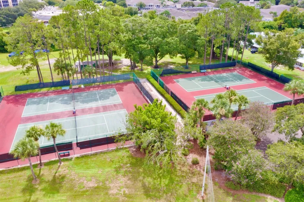 2433 Kensington Greens Drive Sun City Center FL 33573