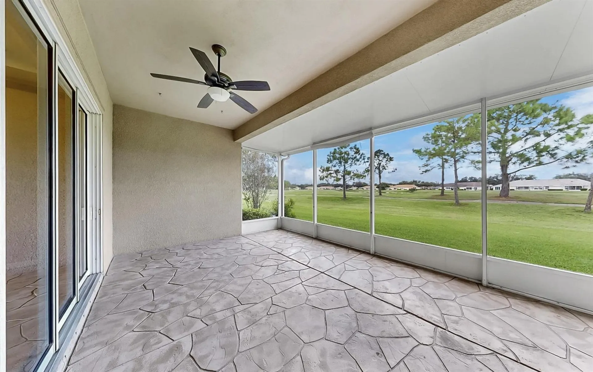 2433 Kensington Greens Drive Sun City Center FL 33573