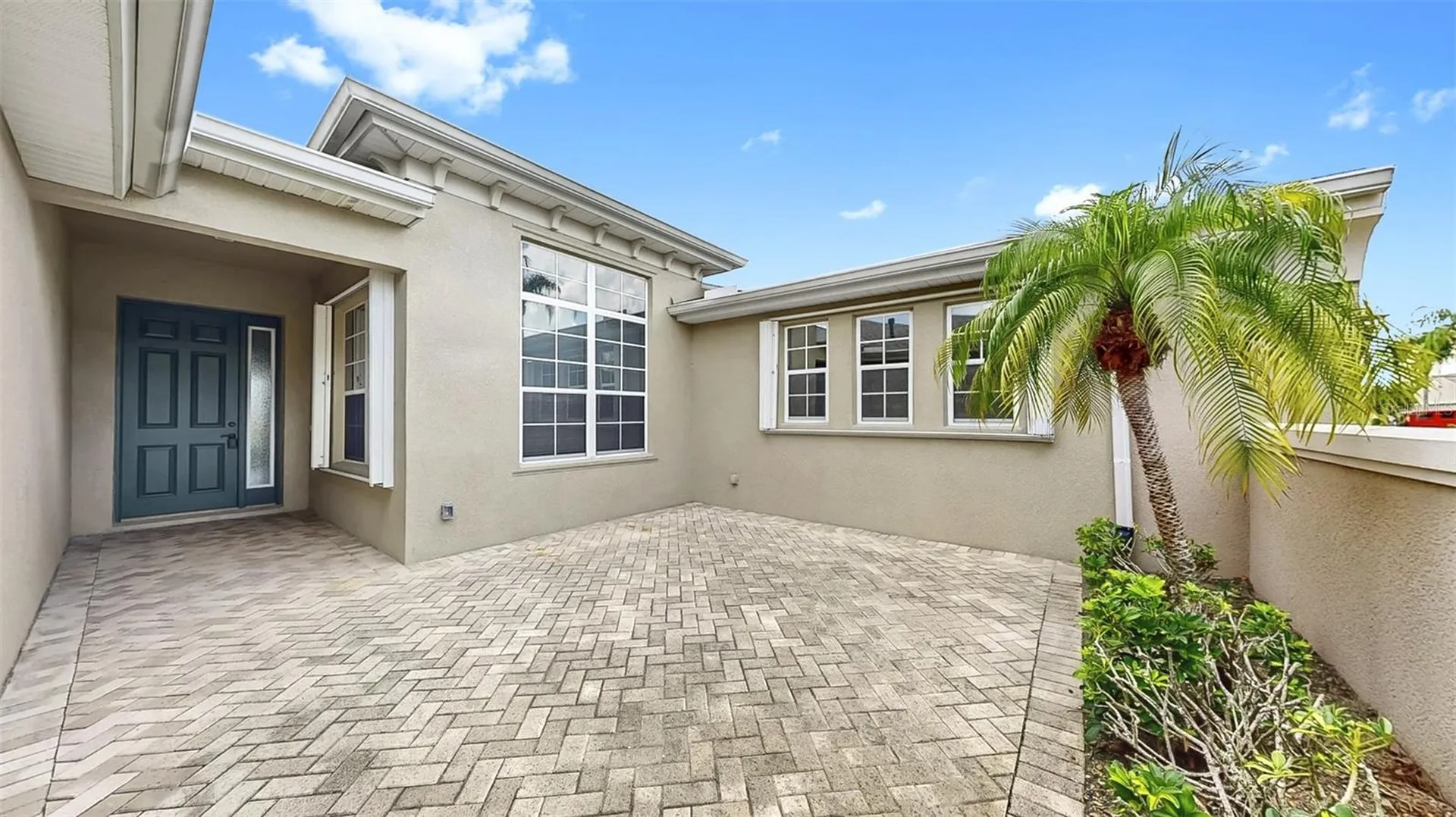 2433 Kensington Greens Drive Sun City Center FL 33573