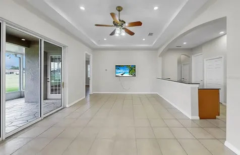 2433 Kensington Greens Drive Sun City Center FL 33573