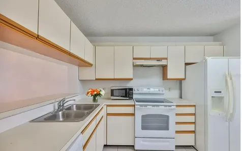 2424 W Tampa Bay Boulevard Tampa FL 33607