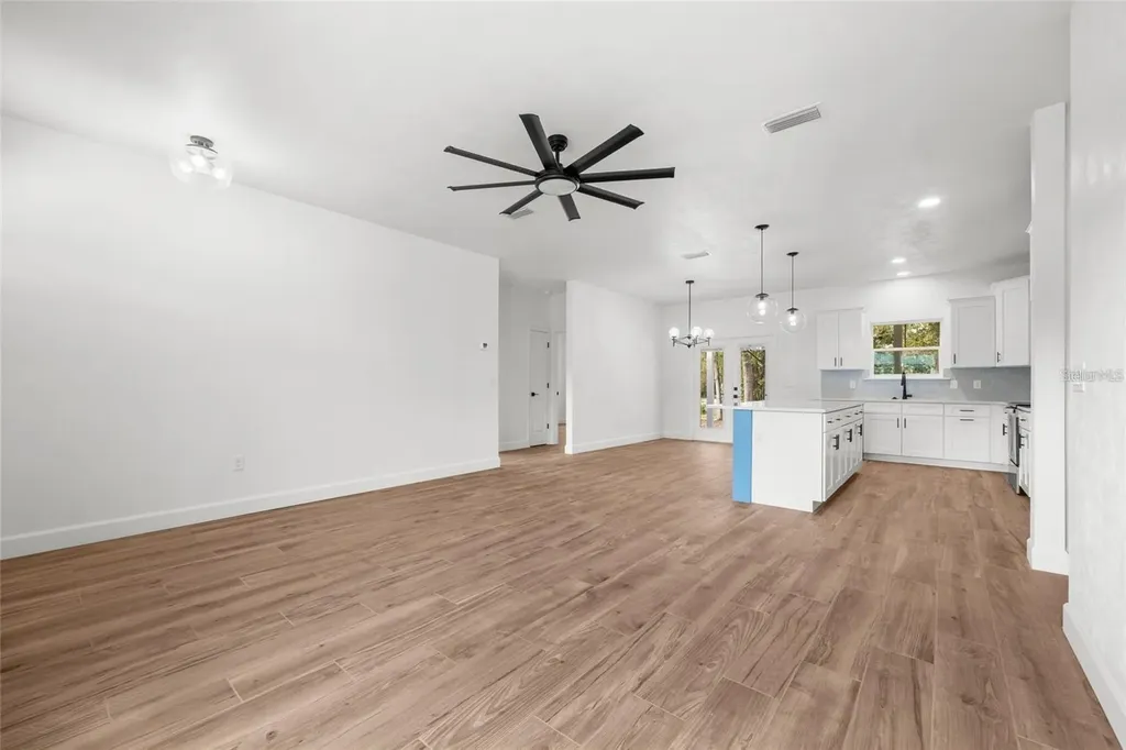 601 Fisher Drive Bronson FL 32621