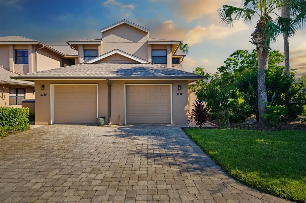 5287 Heron Way Sarasota FL 34231