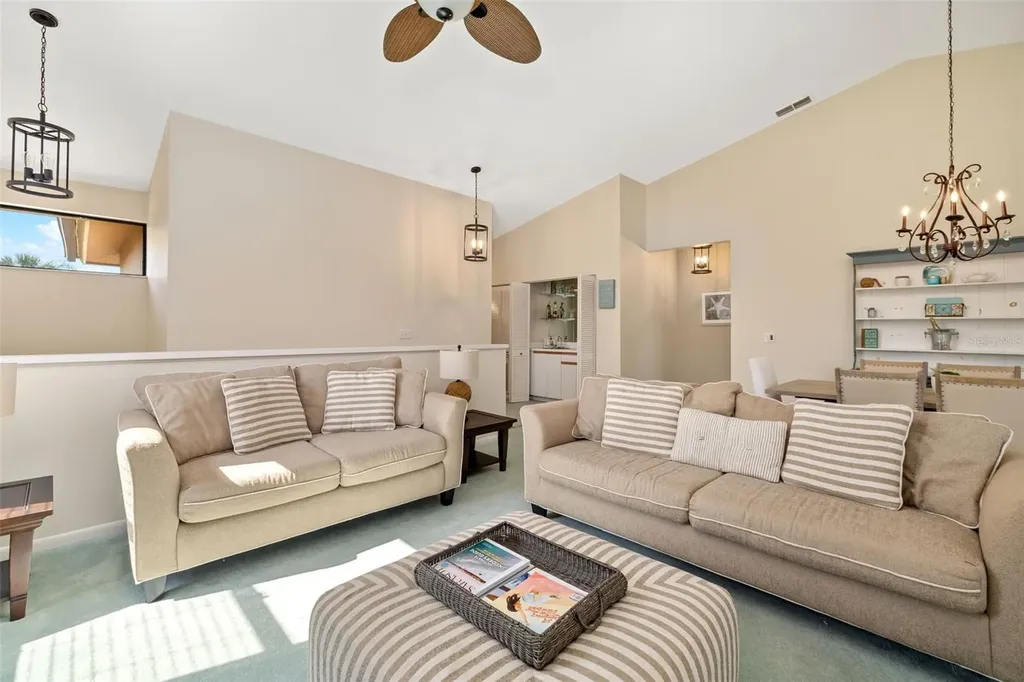 5287 Heron Way Sarasota FL 34231