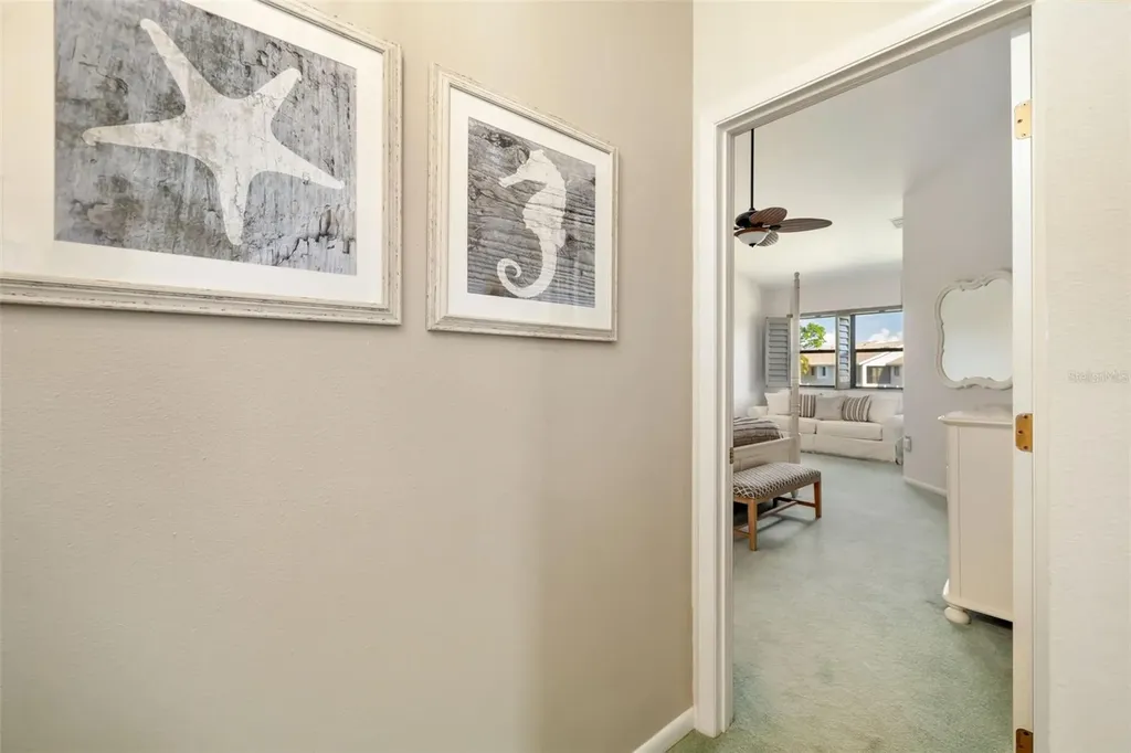 5287 Heron Way Sarasota FL 34231