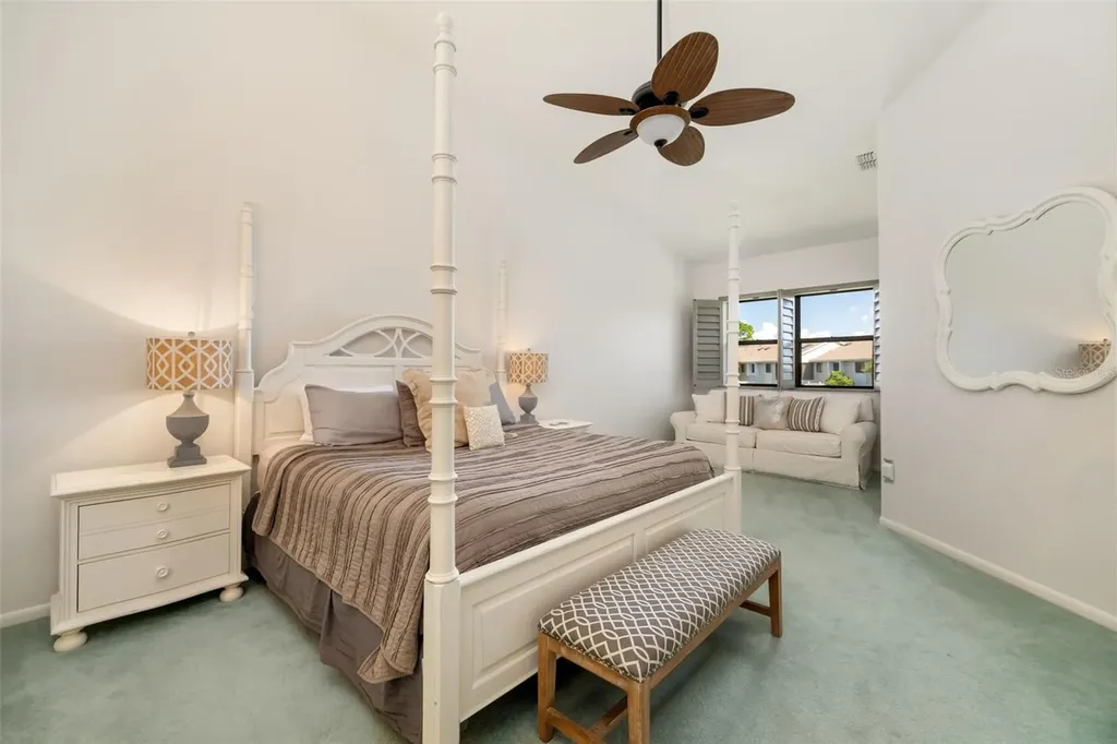 5287 Heron Way Sarasota FL 34231