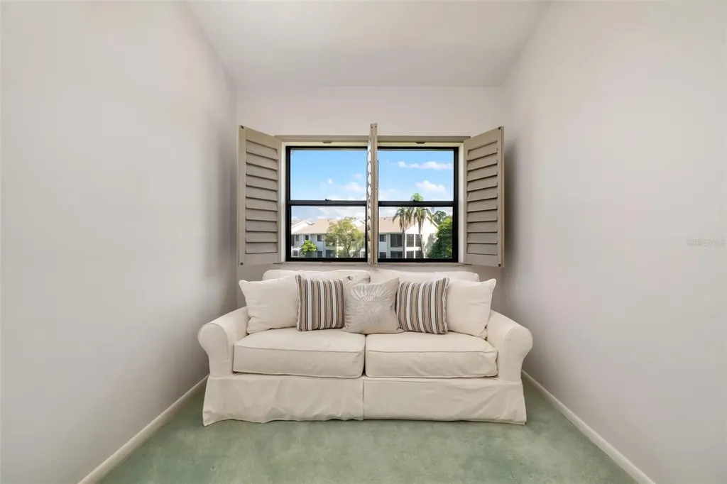 5287 Heron Way Sarasota FL 34231