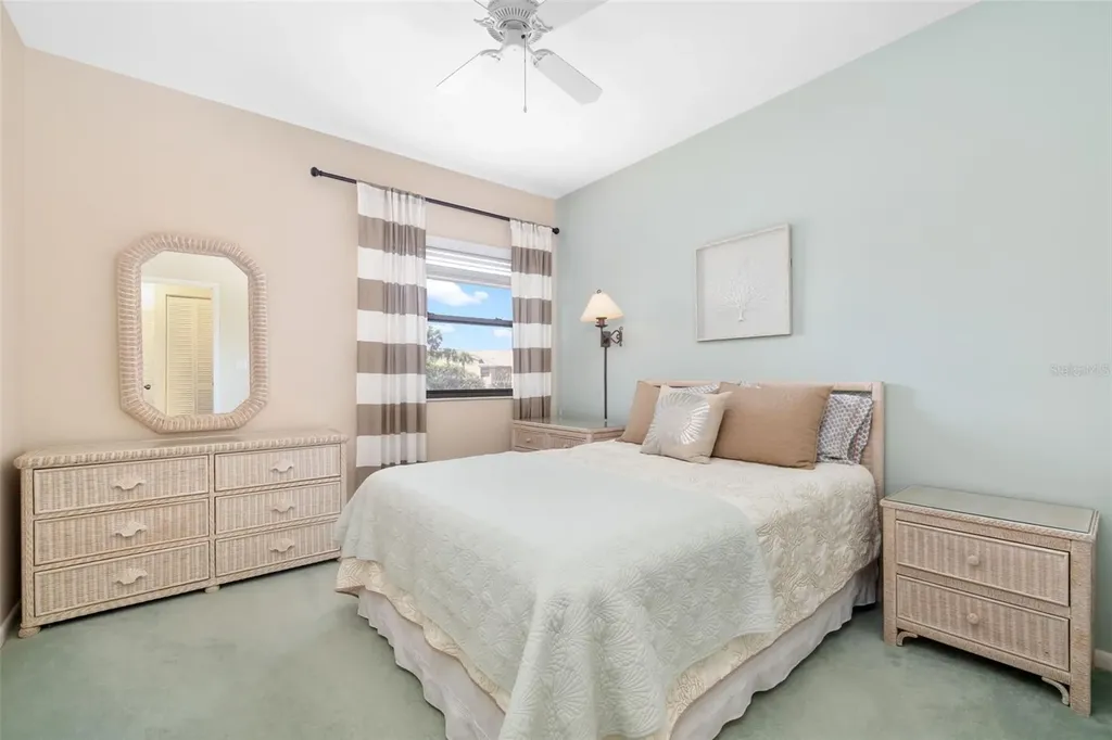 5287 Heron Way Sarasota FL 34231