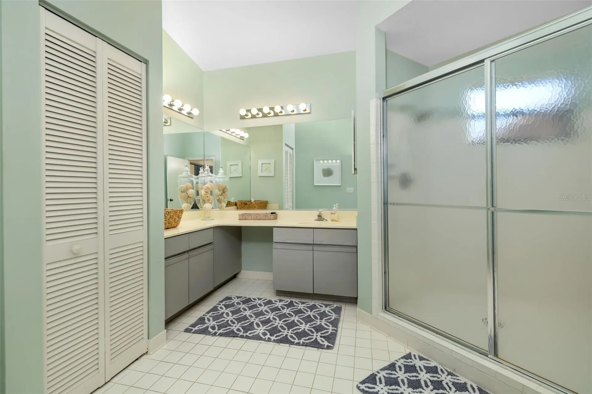 5287 Heron Way Sarasota FL 34231