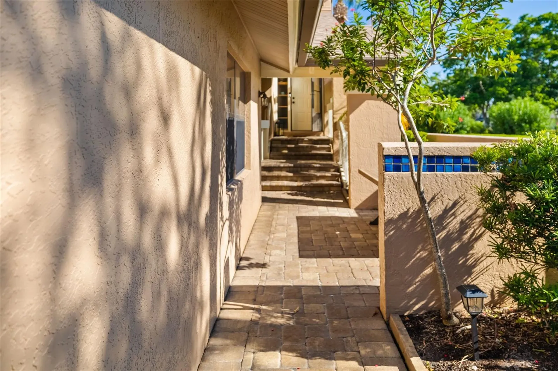 5287 Heron Way Sarasota FL 34231