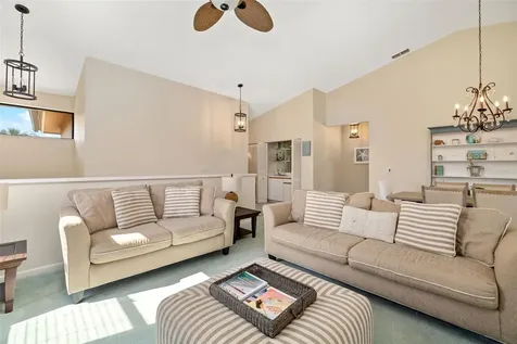 5287 Heron Way Sarasota FL 34231