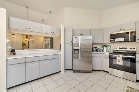 5287 Heron Way Sarasota FL 34231