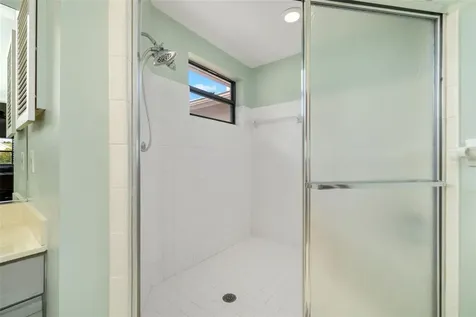 5287 Heron Way Sarasota FL 34231