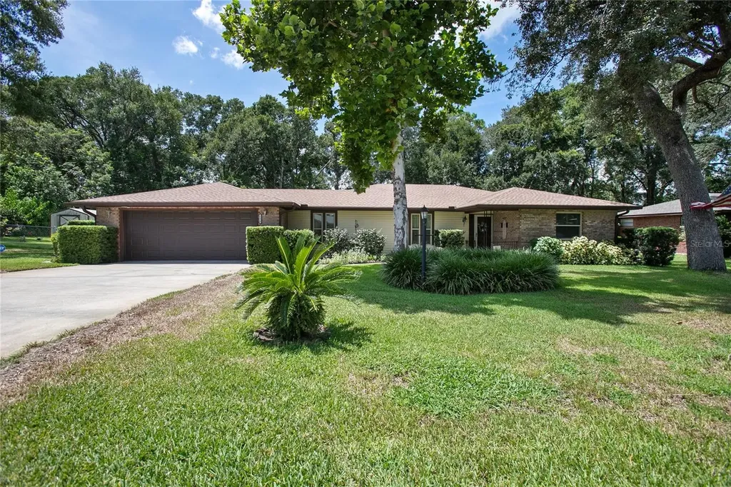 2438 Dartmouth Road Deland FL 32724