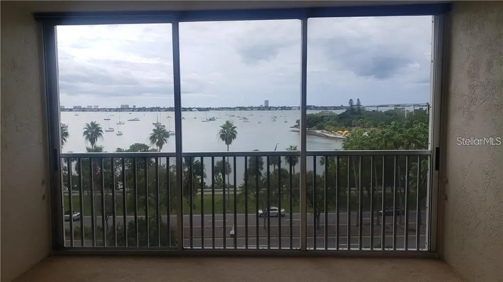 435 S Gulfstream Avenue Sarasota FL 34236