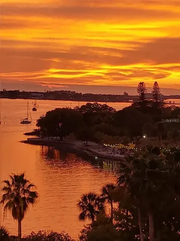 435 S Gulfstream Avenue Sarasota FL 34236