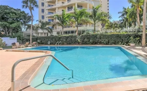 435 S Gulfstream Avenue Sarasota FL 34236