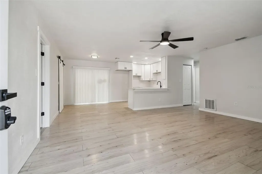 3414 Lindsey Street Dover FL 33527
