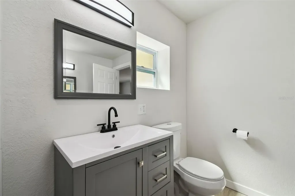 3414 Lindsey Street Dover FL 33527