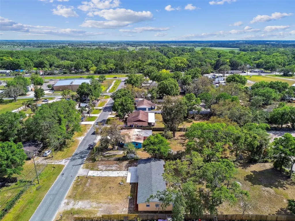 3414 Lindsey Street Dover FL 33527