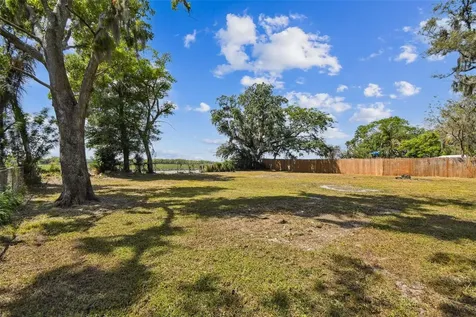 3414 Lindsey Street Dover FL 33527