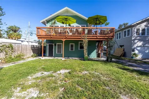 861 28th Avenue N St Petersburg FL 33704