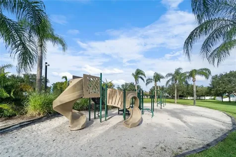 556 19th Street NW Ruskin FL 33570